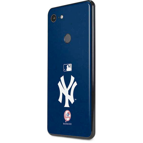 MLB New York Yankees - Solid Distressed Google Pixel 3 XL Skin